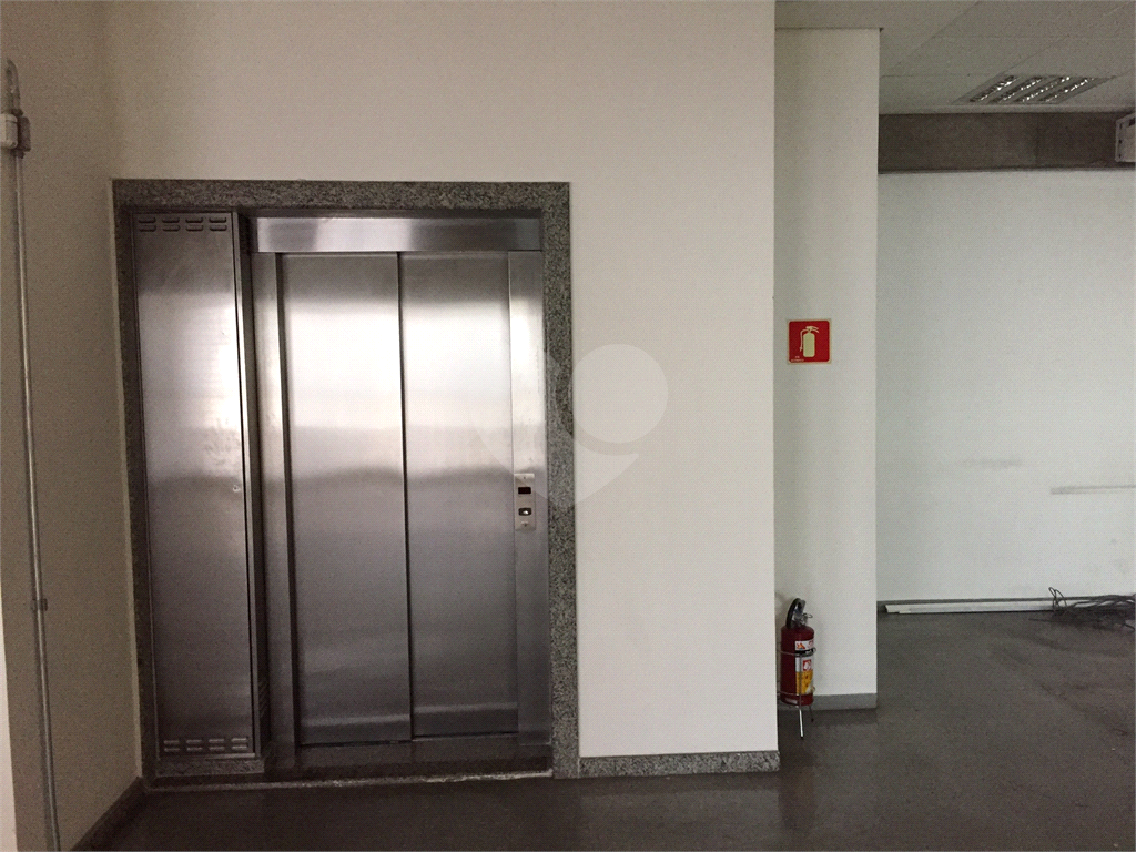 PRÉDIO INTEIRO em JARDIM MARAJOARA