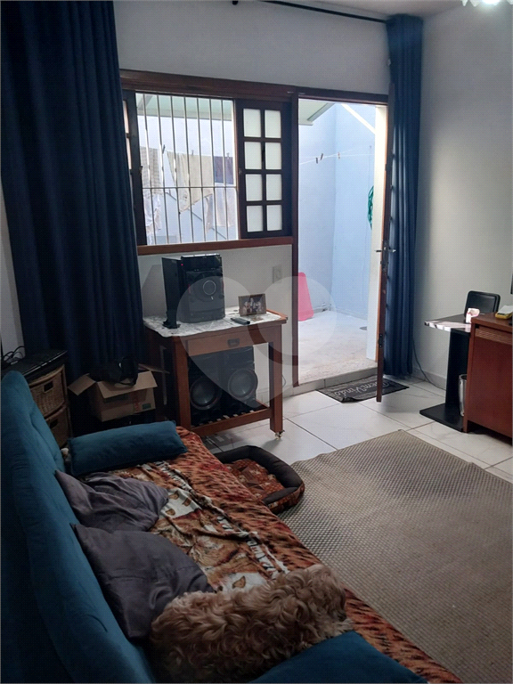 Casa Térrea para Venda no Jardim Tremembre para Morar e Lucrar - Imóvel com duas casas independentes