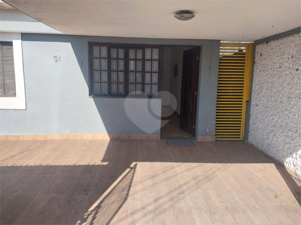 Casa Térrea para Venda no Jardim Tremembre para Morar e Lucrar - Imóvel com duas casas independentes