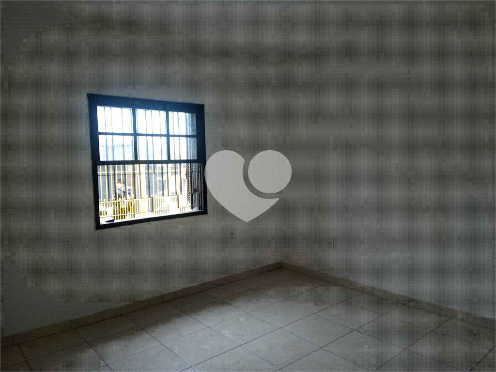Casa Térrea para Venda no Jardim Tremembre para Morar e Lucrar - Imóvel com duas casas independentes