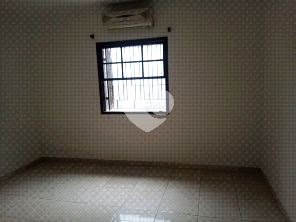 Casa Térrea para Venda no Jardim Tremembre para Morar e Lucrar - Imóvel com duas casas independentes