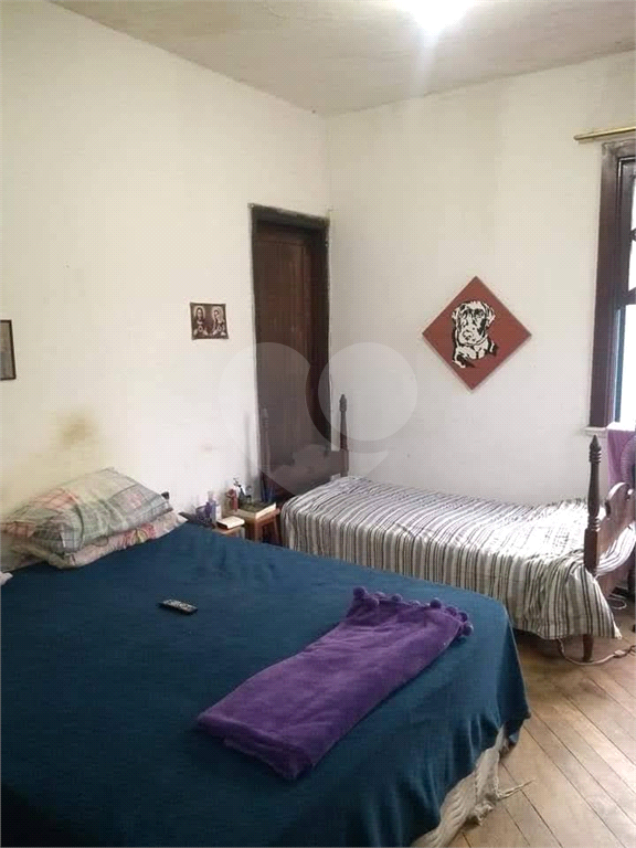 Casa clássica próxima à praia.