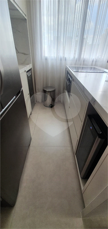 Apartamento 1 suíte, 4 vagas 94m2 Vila Olímpia 
