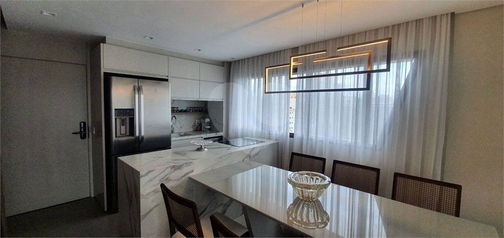 Apartamento 1 suíte, 4 vagas 94m2 Vila Olímpia 
