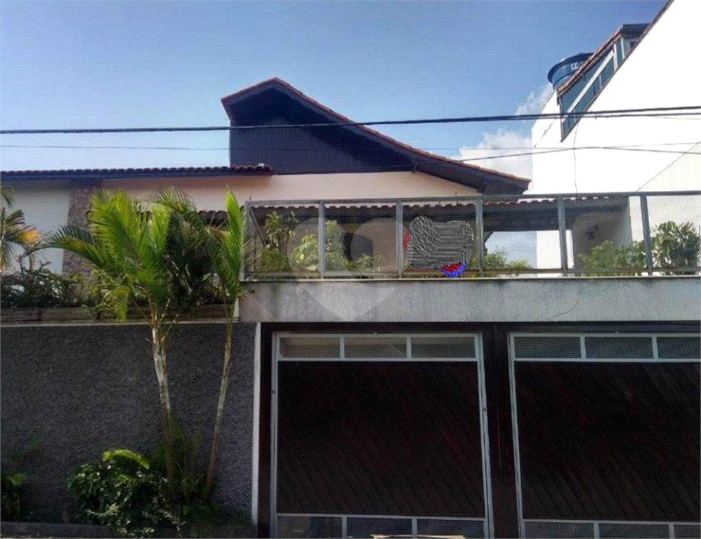 SOBRADO em PENHA