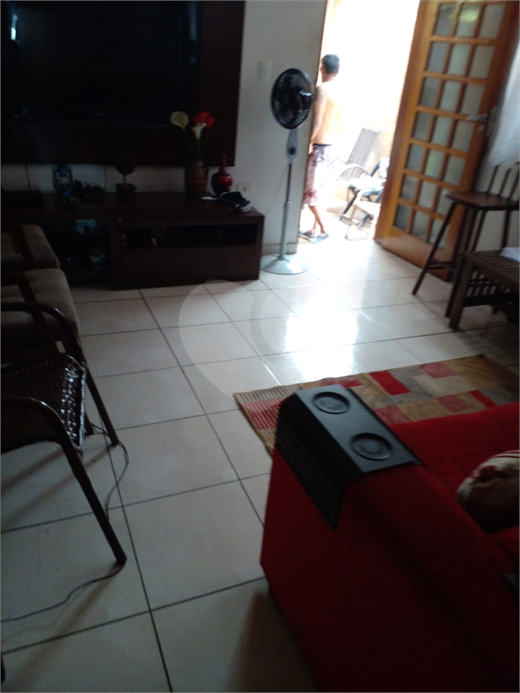 Casa Residencial à venda com 400 m² e 3 casas no mesmo terrenos por 550 mil reais, localizado PICANÇ