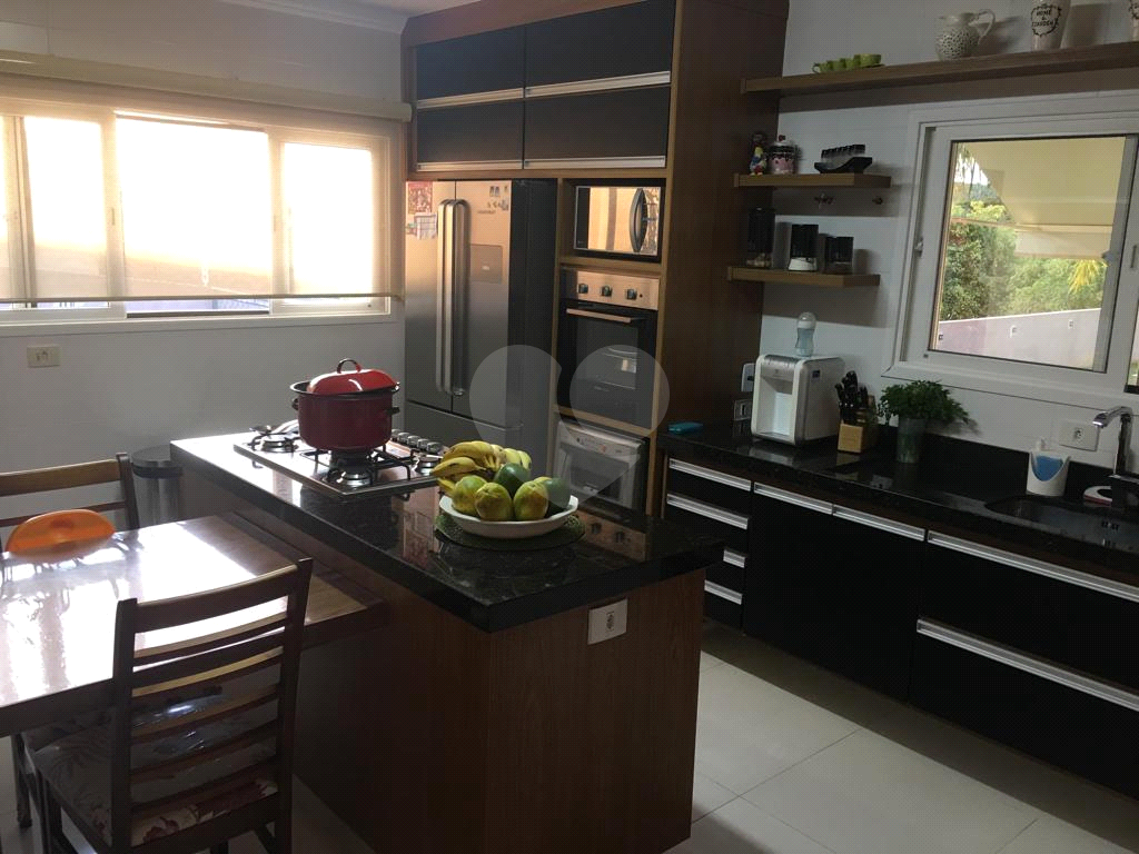 Casa à venda com 3 quartos, 390m² - Foto 7