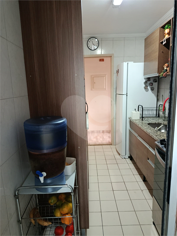 Apartamento na Estrada Velha da Penha com 62 metros quadrados 03 dormitorios 01 vaga mobiliado .