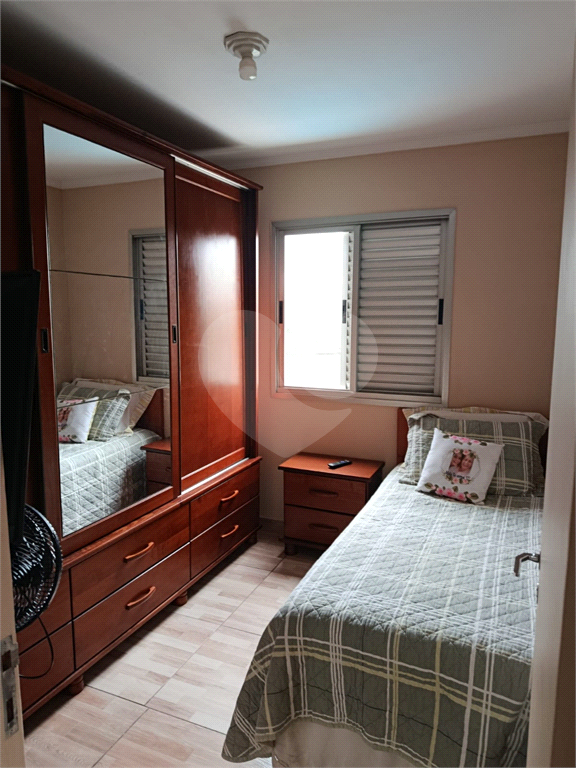 Apartamento na Estrada Velha da Penha com 62 metros quadrados 03 dormitorios 01 vaga mobiliado .