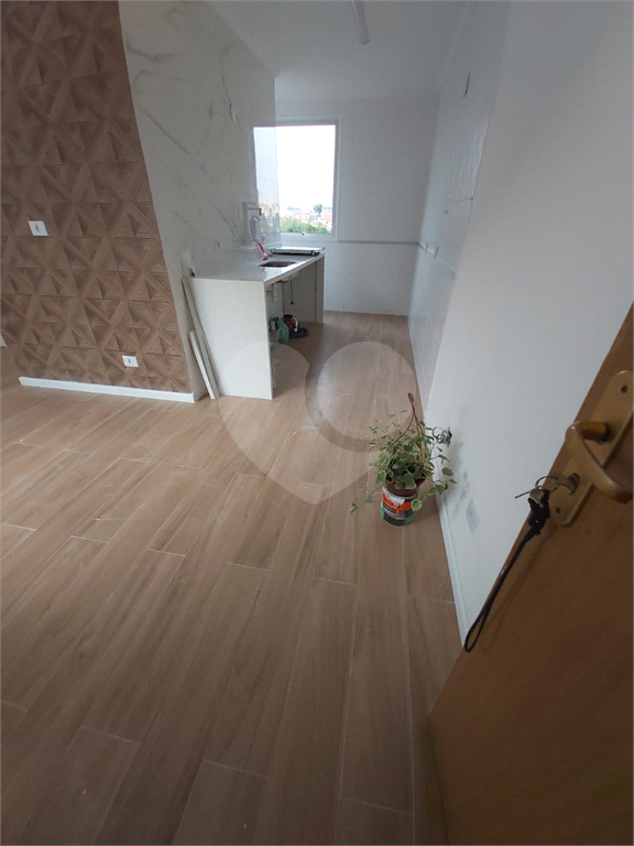 APARTAMENTO em CASA VERDE