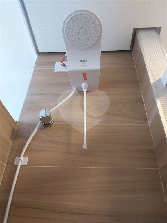 APARTAMENTO em CASA VERDE