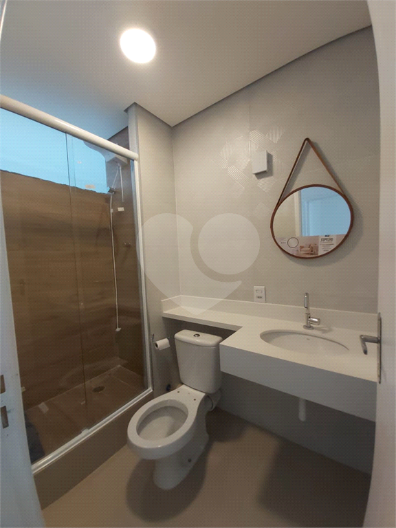 APARTAMENTO em CASA VERDE