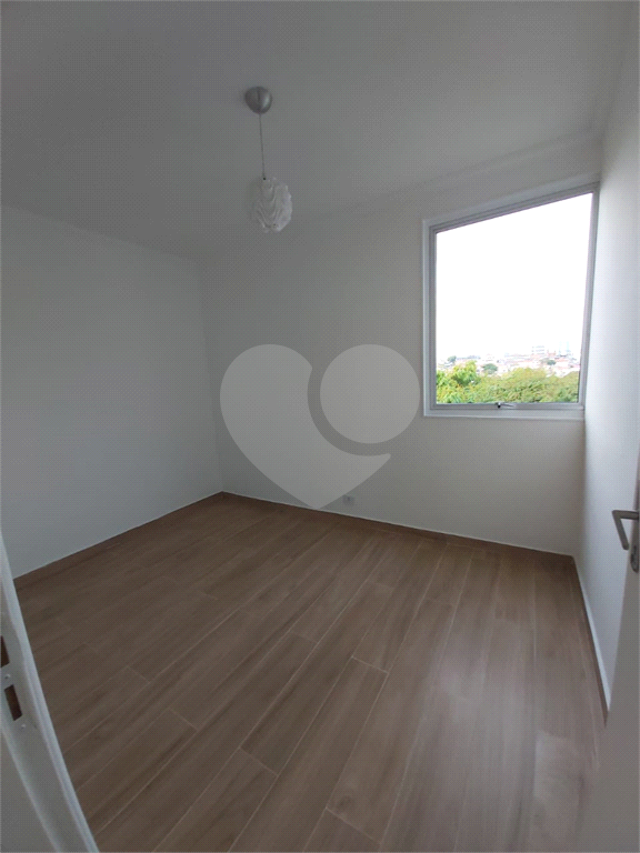 APARTAMENTO em CASA VERDE