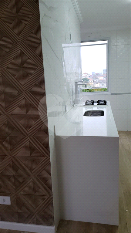 APARTAMENTO em CASA VERDE