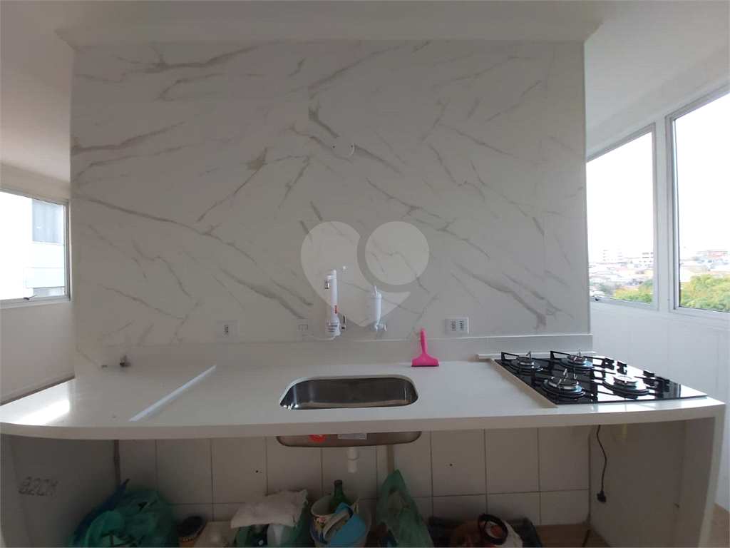 APARTAMENTO em CASA VERDE