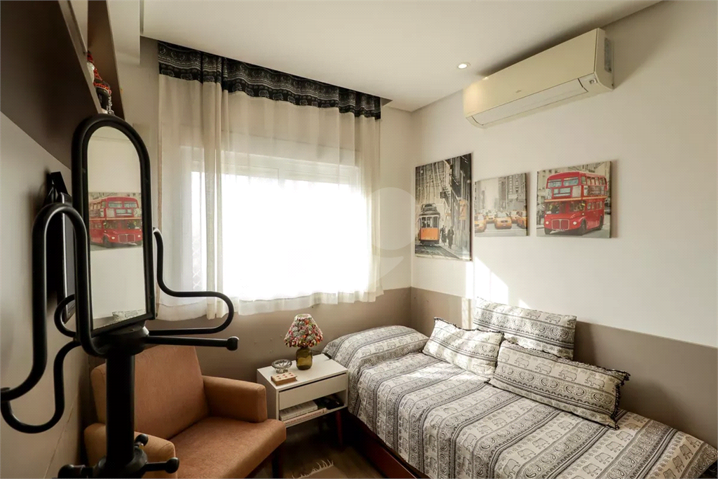 Apartamento para venda em Santana 2 dormitórios, sendo 1 suíte e 2 vagas de garagem 
