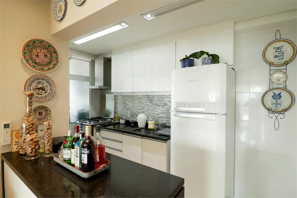 Apartamento para venda em Santana 2 dormitórios, sendo 1 suíte e 2 vagas de garagem 