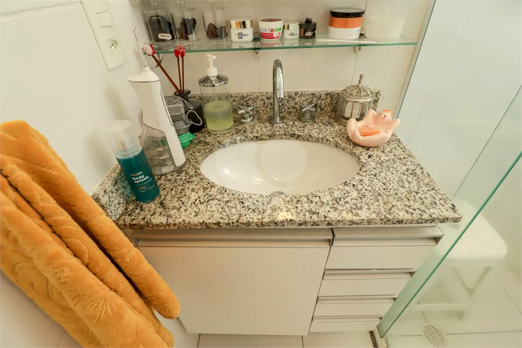 Apartamento para venda em Santana 2 dormitórios, sendo 1 suíte e 2 vagas de garagem 
