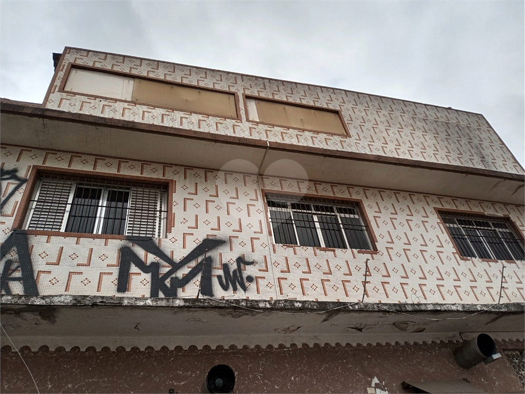 Prédio inteiro na Vila Guilherme