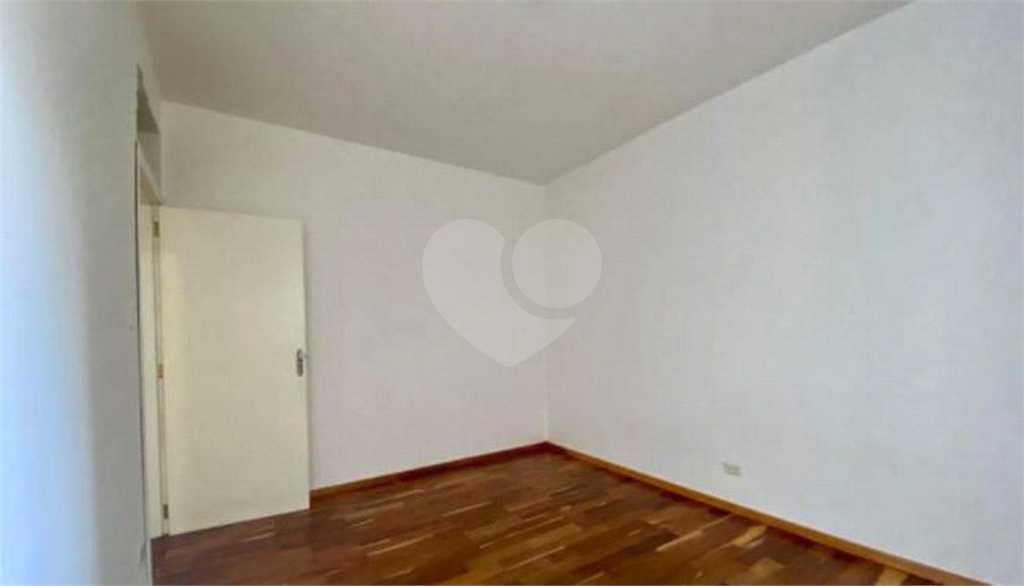 Apartamento de 90m² no Edifício São Raphael 