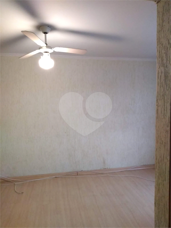 Apartamento à venda com 2 quartos, 52m² - Foto 11