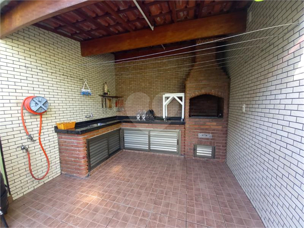Charmoso Sobrado a venda na Penha
