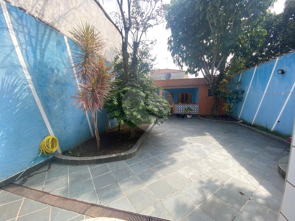 Sobrado à venda com 3 quartos, 208m² - Foto 11