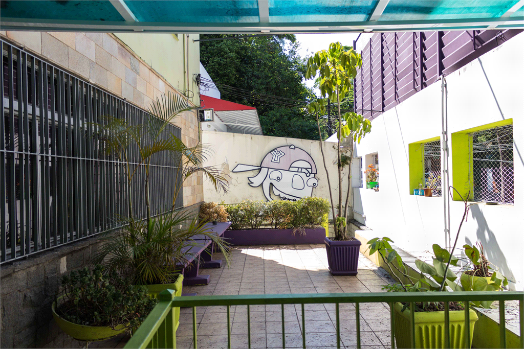 Imóvel comercial com dois pavimentos, Localização excelente meia quadra da Avenida Braz Leme