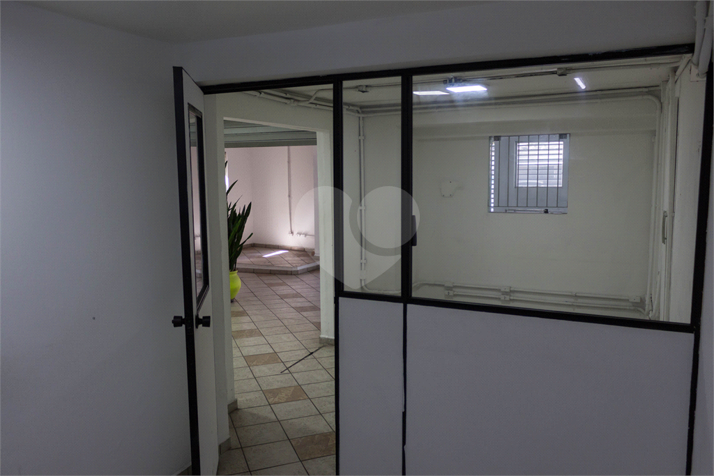 Imóvel comercial com dois pavimentos, Localização excelente meia quadra da Avenida Braz Leme