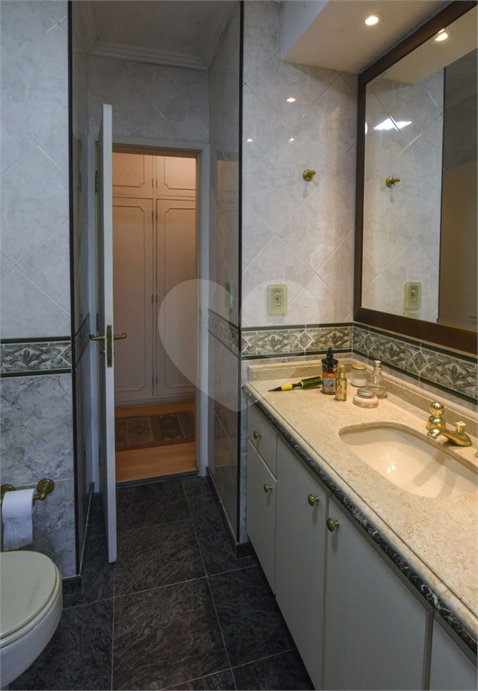 APARTAMENTO em JARDIM PAULISTA