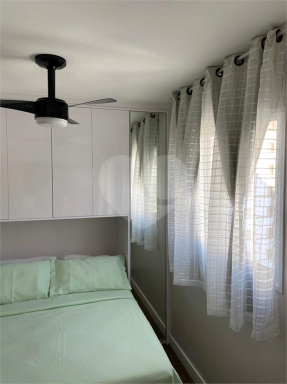 APARTAMENTO em CENTRO