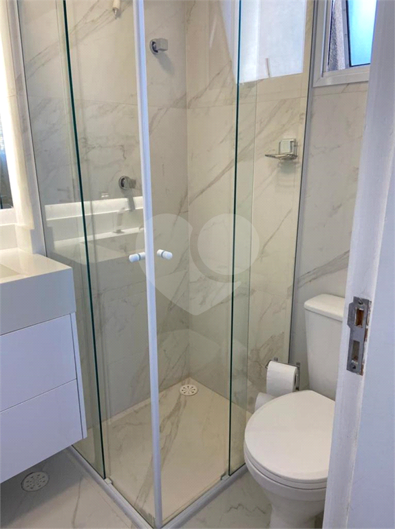 APARTAMENTO em CENTRO