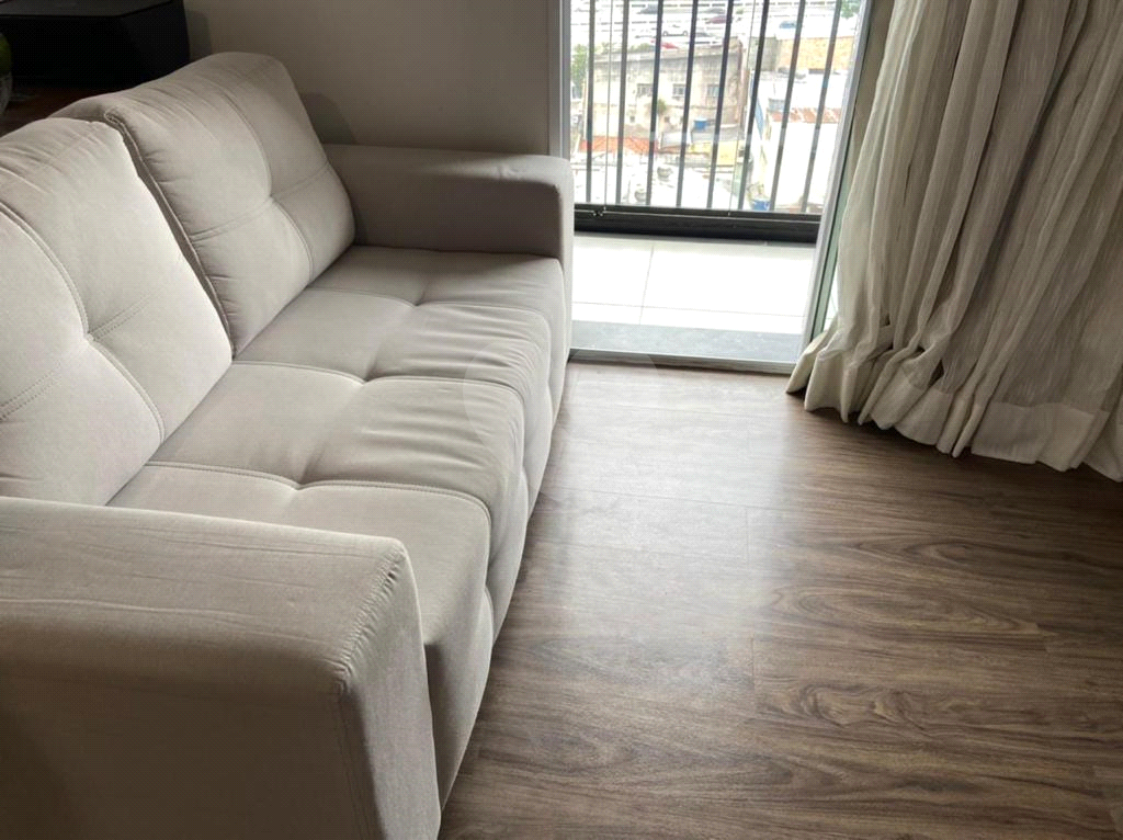 APARTAMENTO em CENTRO