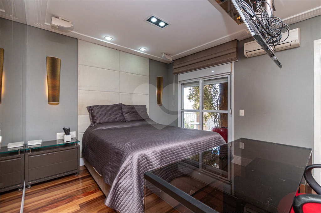 APARTAMENTO À VENDA COM 4 QUARTOS - 3 VAGAS NA VILA ROMANA.