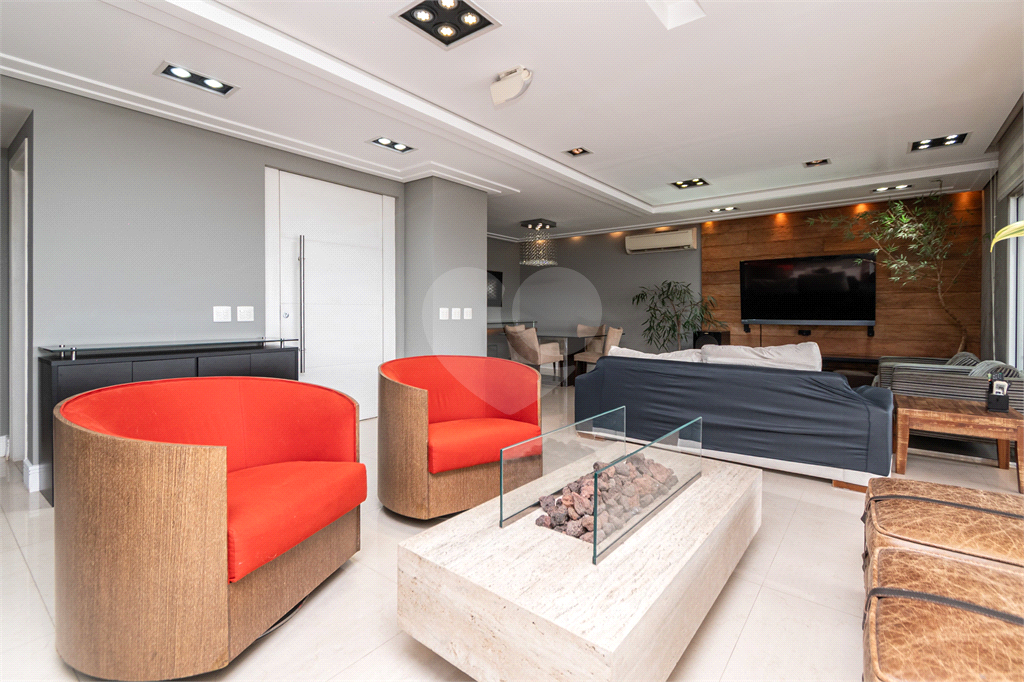 APARTAMENTO À VENDA COM 4 QUARTOS - 3 VAGAS NA VILA ROMANA.