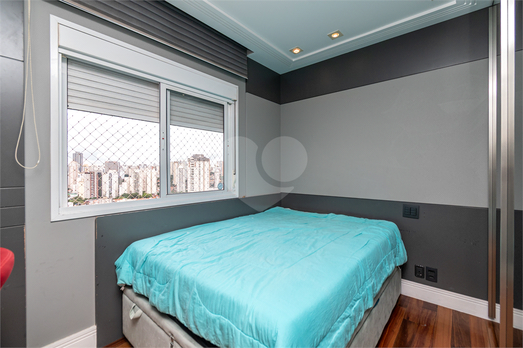 APARTAMENTO À VENDA COM 4 QUARTOS - 3 VAGAS NA VILA ROMANA.