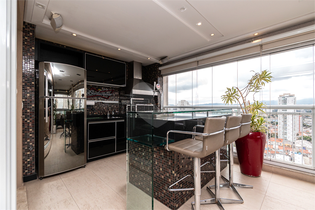 APARTAMENTO À VENDA COM 4 QUARTOS - 3 VAGAS NA VILA ROMANA.