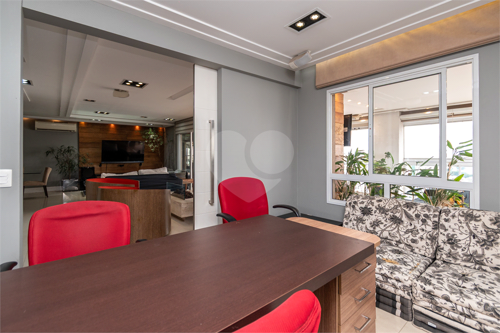 APARTAMENTO À VENDA COM 4 QUARTOS - 3 VAGAS NA VILA ROMANA.