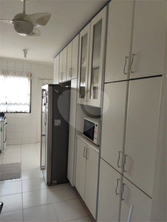 Apartamento à venda com 3 quartos, 100m² - Foto 17
