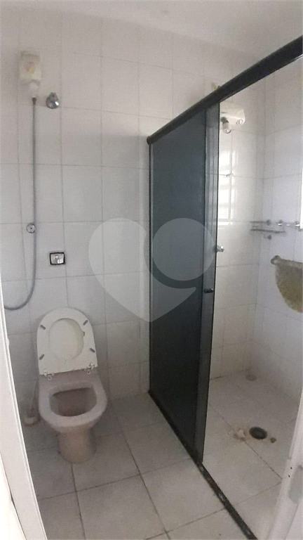 Casa em terreno amplo e plano