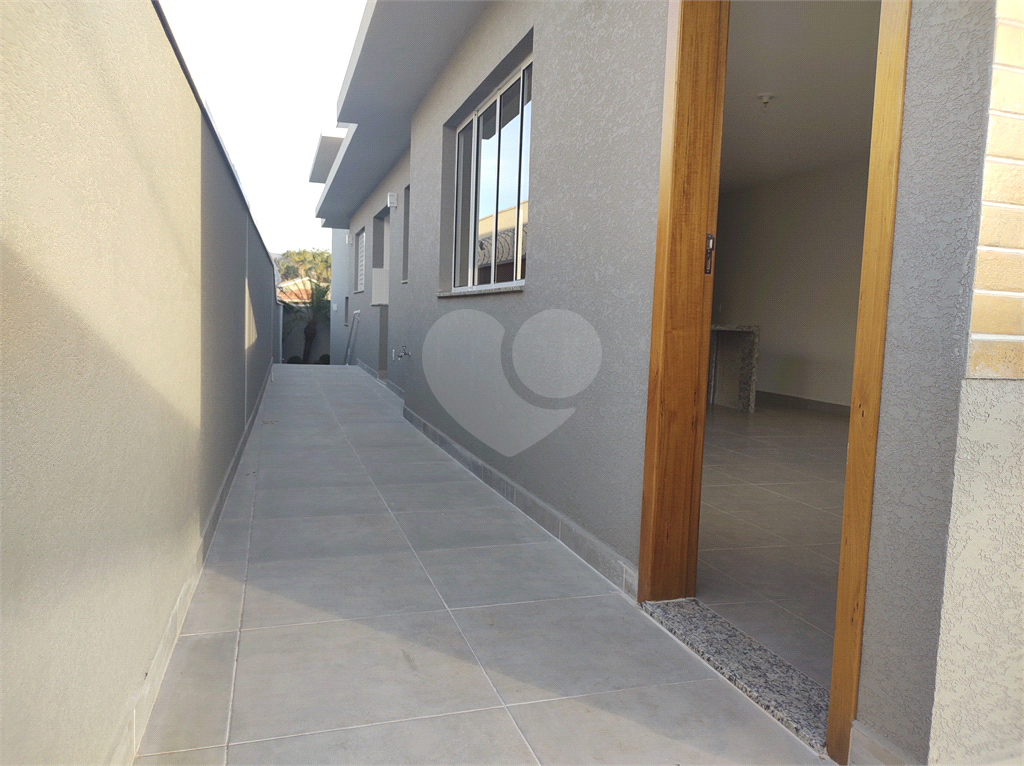 Casa à venda com 3 quartos, 122m² - Foto 4