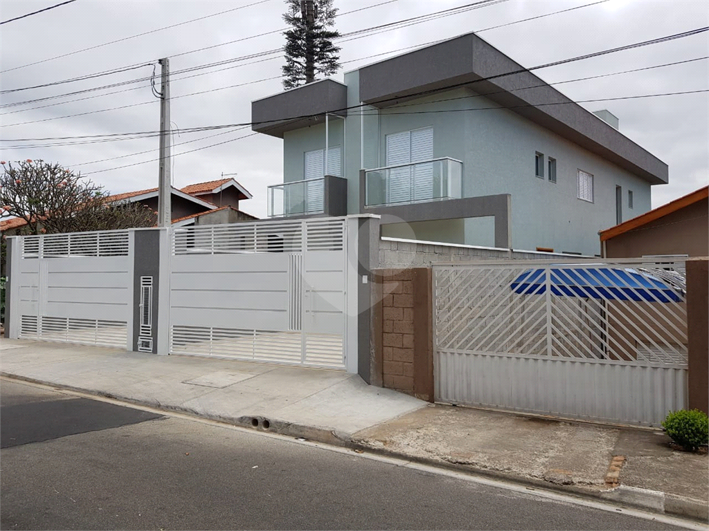 Sobrado à venda com 3 quartos, 150m² - Foto 2