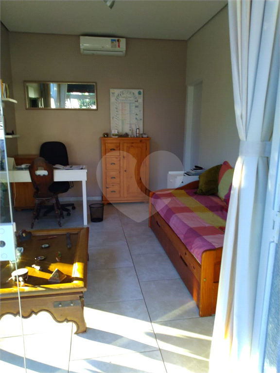 Casa à venda com 3 quartos, 250m² - Foto 21