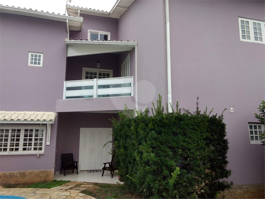 Casa à venda com 3 quartos, 420m² - Foto 2