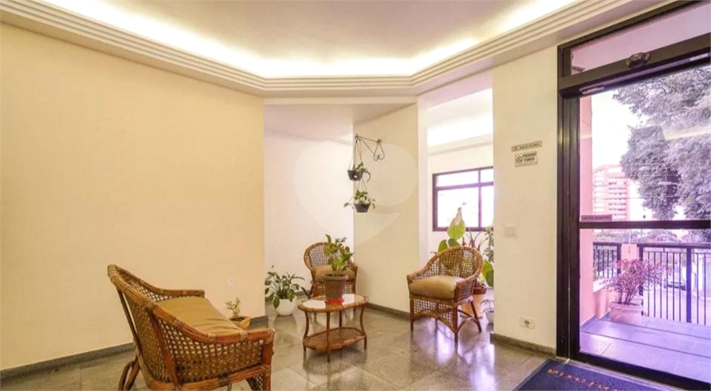 APARTAMENTO em VILA CARRÃO