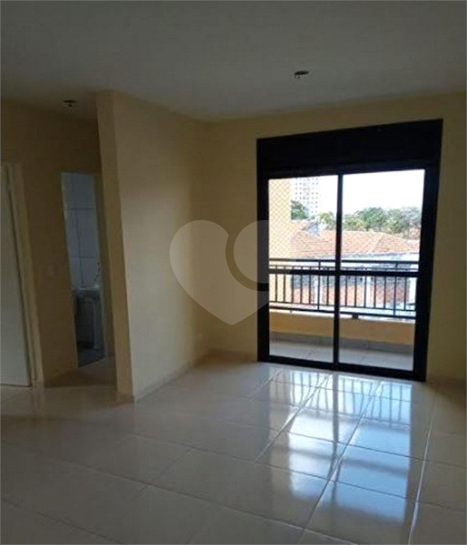 APARTAMENTO em VILA CARRÃO