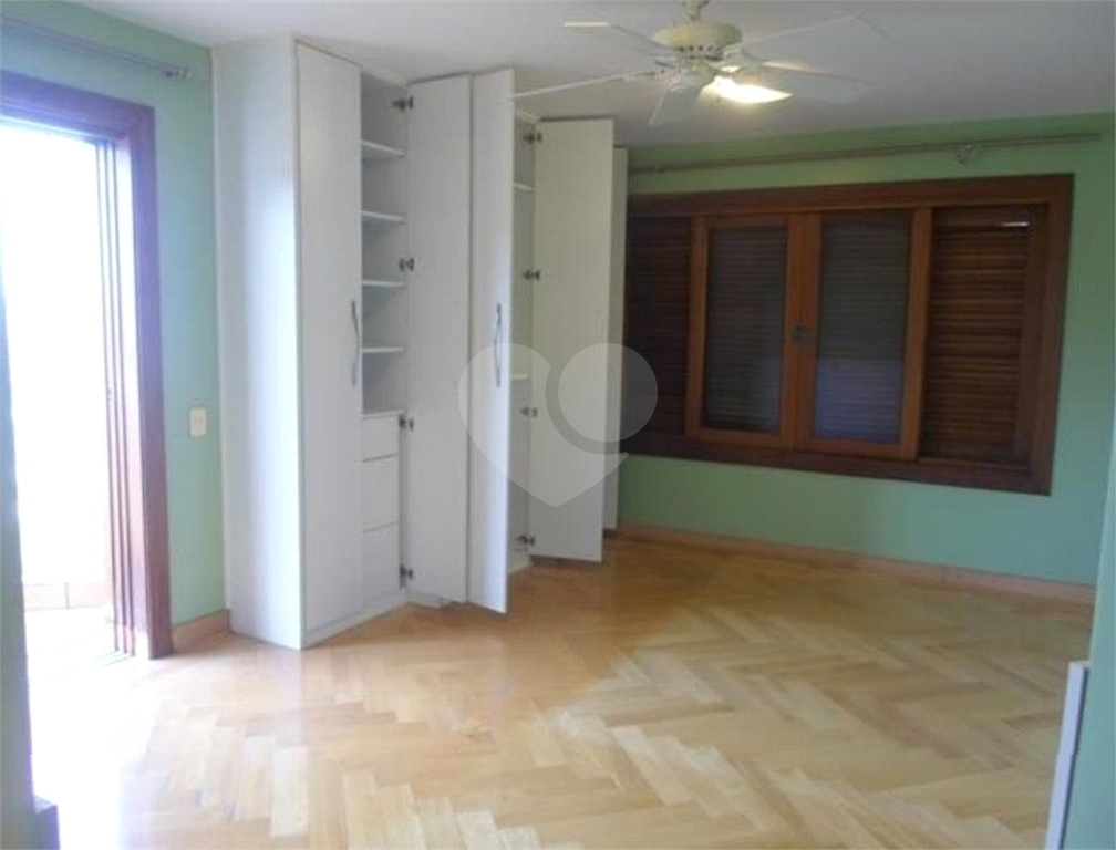 Casa à venda com 3 quartos, 606m² - Foto 19