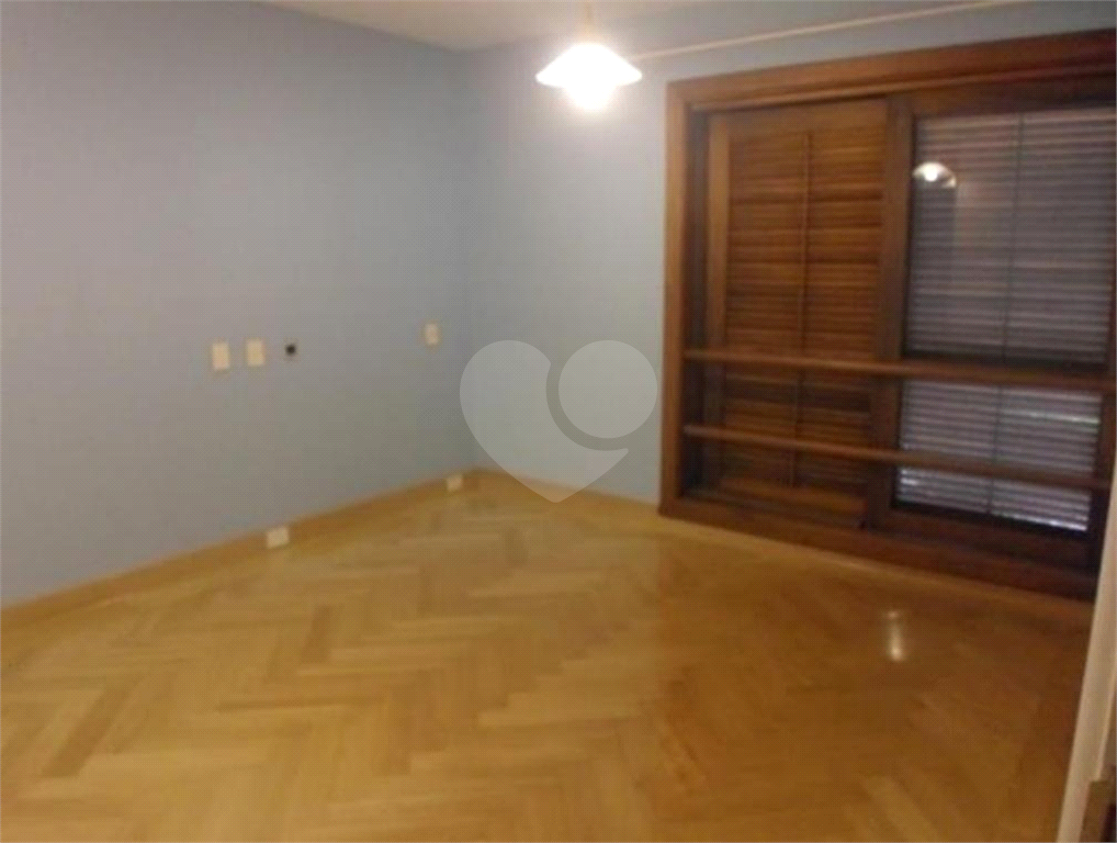 Casa à venda com 3 quartos, 606m² - Foto 20