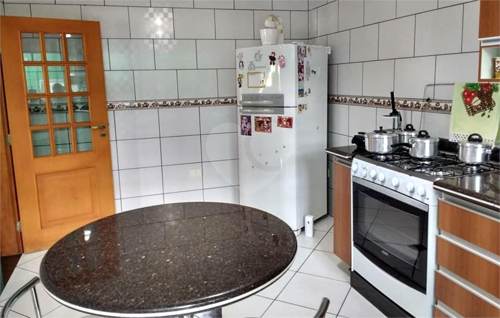 Casa à venda com 3 quartos, 100m² - Foto 2