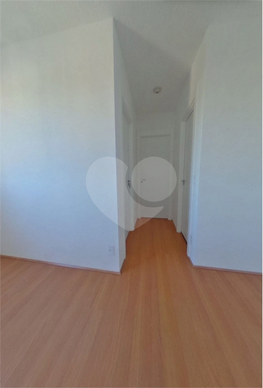 APARTAMENTO em PARQUE BRISTOL
